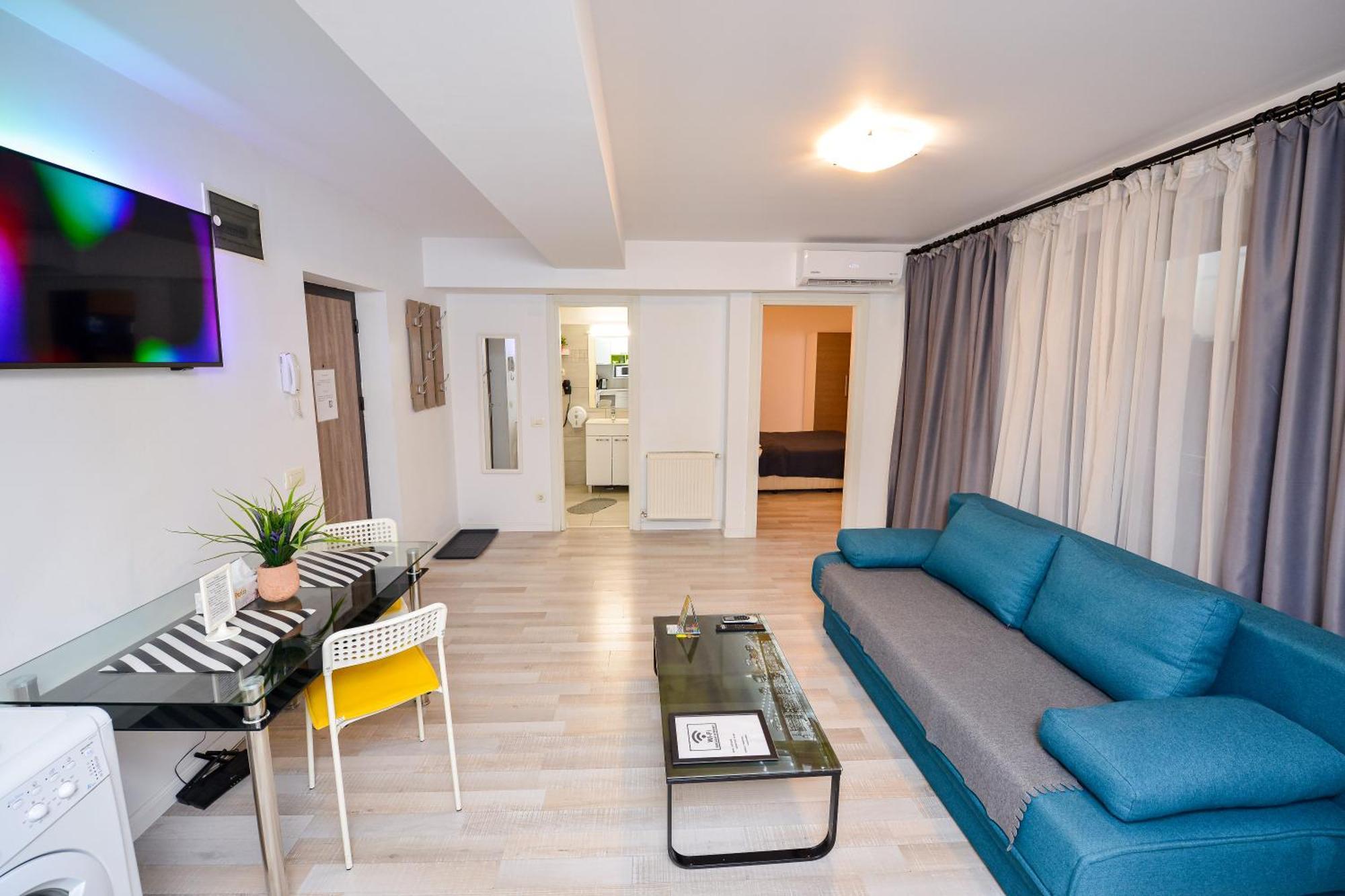 Dracula Adventure Tours Accommodation Bukarest Exterior foto